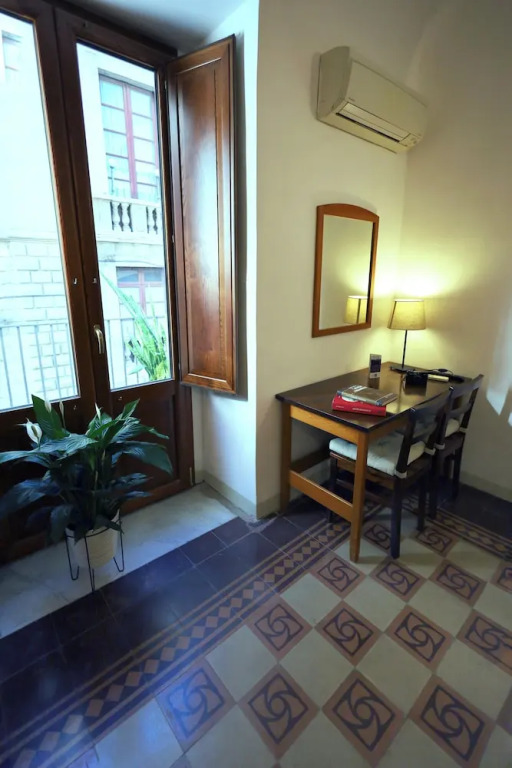Cataneasy Rooms
