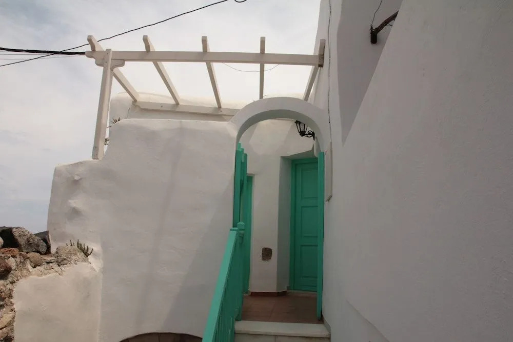 Hotel Anixis