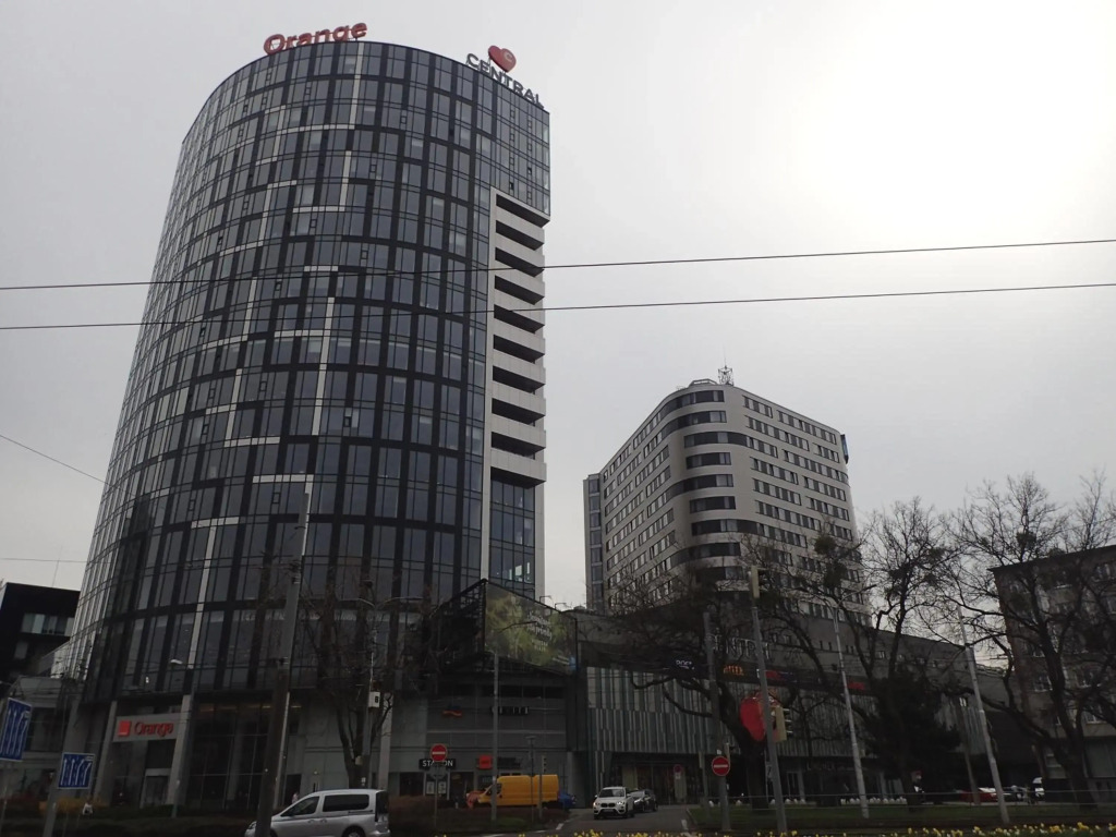 Large flat in the center of Bratislava ( 96 m2 )