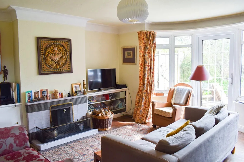 Spacious 4 Bedroom Family Home in Hove