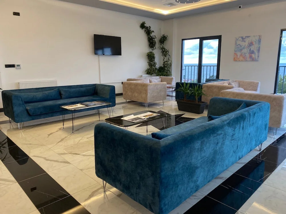 Yason Blue Hotel