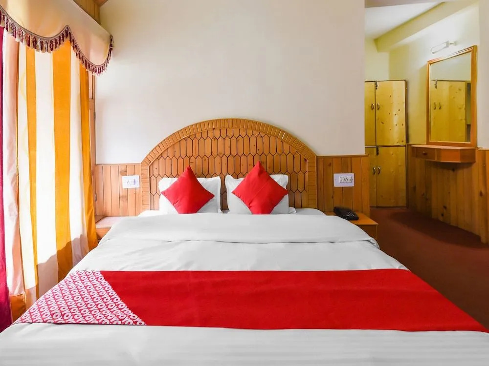 OYO 23371 Solang Holiday Inn