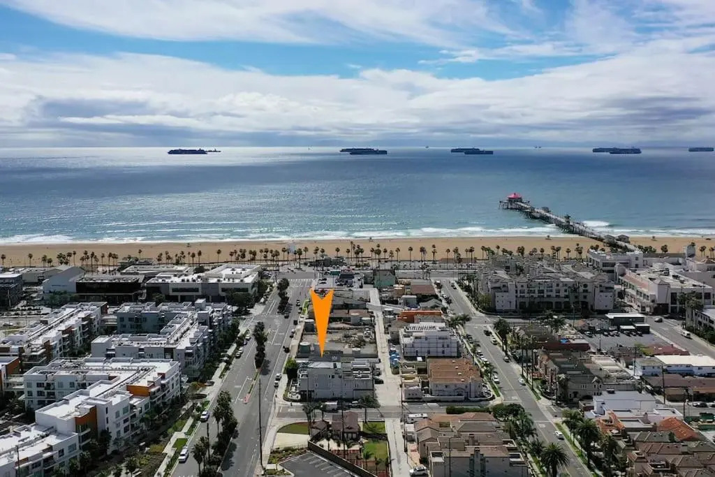Steps To The Beach, Pacific City and Main Street - Studio