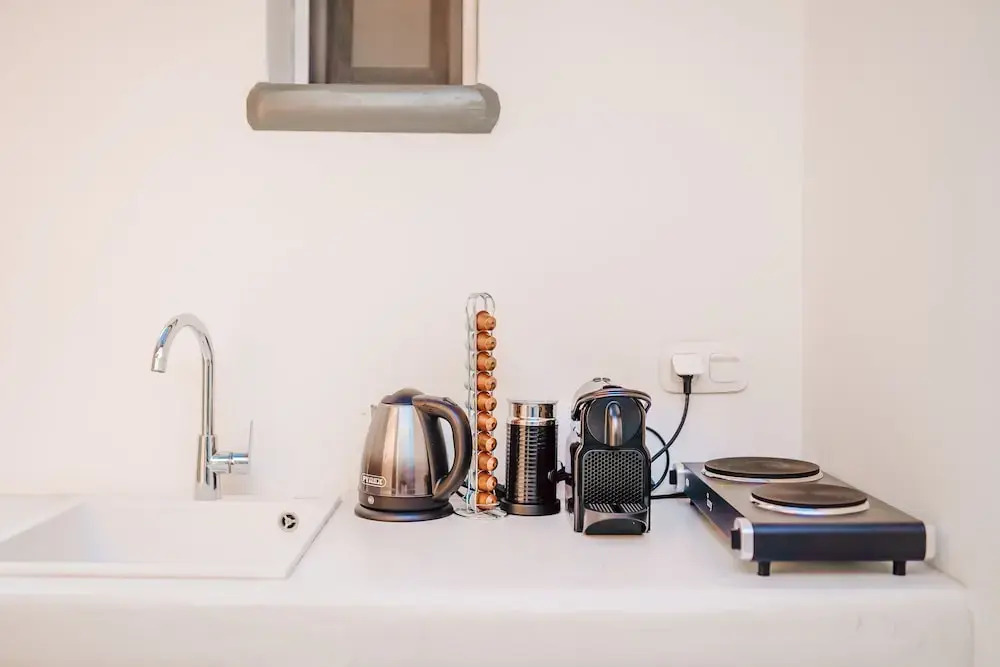 Ble Kythnos Suites