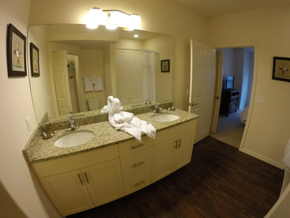 5366 Unit 17-106 Lovely home inside Disney area