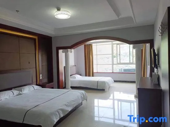 Yizhong Hotel