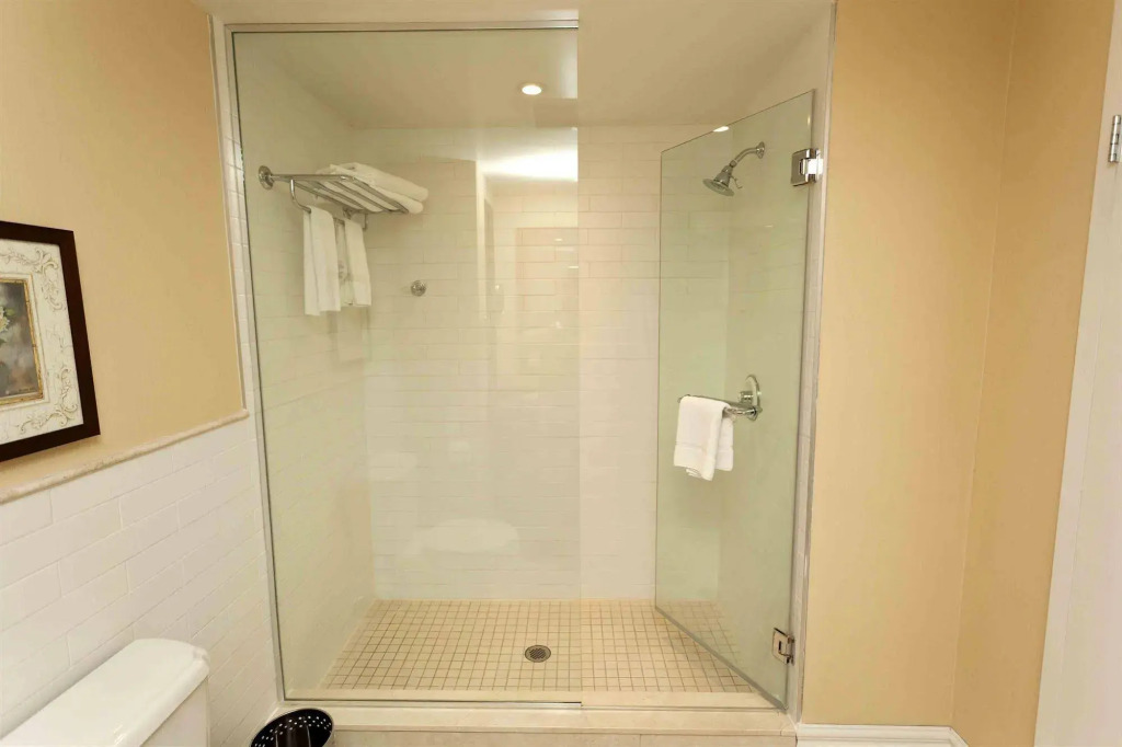 Le St-Martin Hotel & Suites