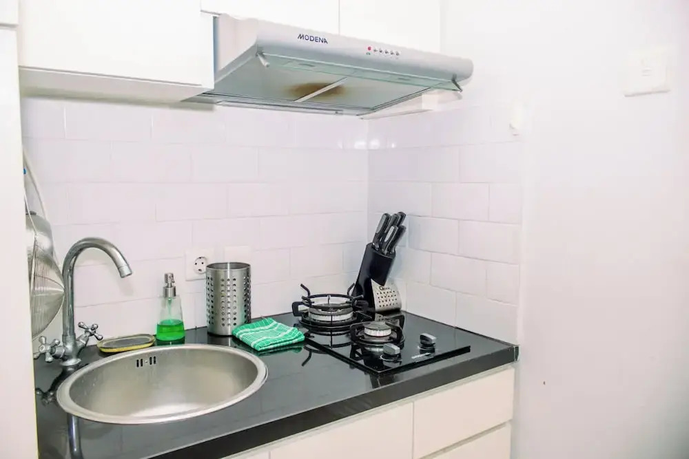 Cozy And Comfort 1Br With Walk In Closet At Pakubuwono Terrace Apartment