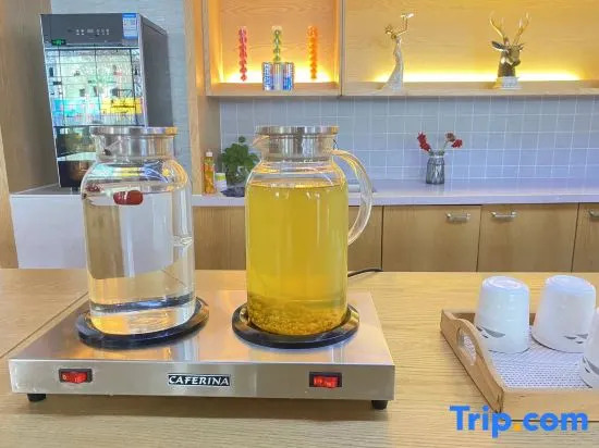 Huase Hotel photo 3