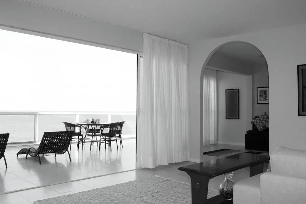 Penthouse With sea View on the Beachfront Vsc1