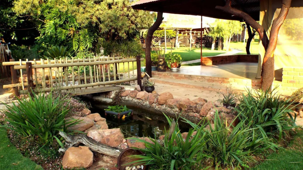 Loebies Guest Farm