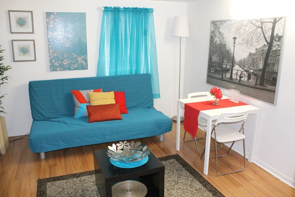 Adib Apartments - 1530 Gilles St, Unit 4 (Basement)