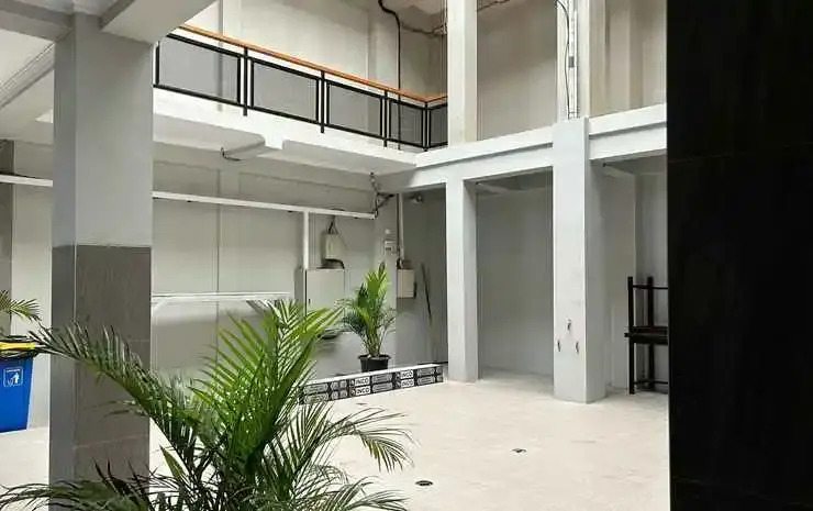 Urbanview TWH Costel near Stadion Maguwoharjo Yogyakarta