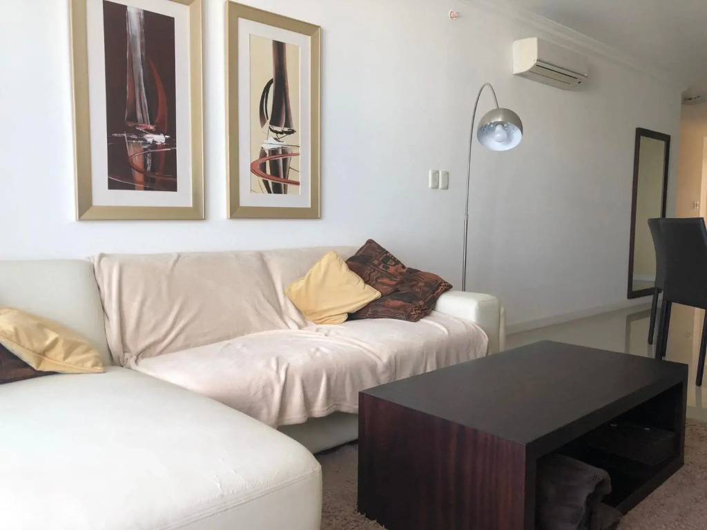 Casino Tower - Departamento Piso 18