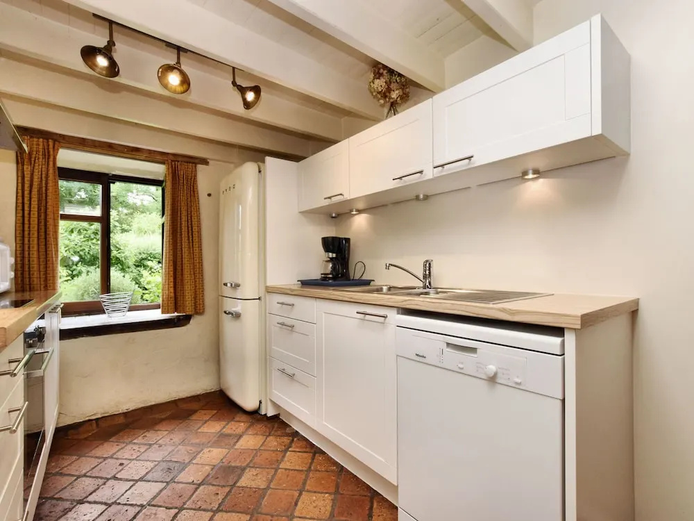 Picturesque Holiday Home in Petites Tailles with Garden