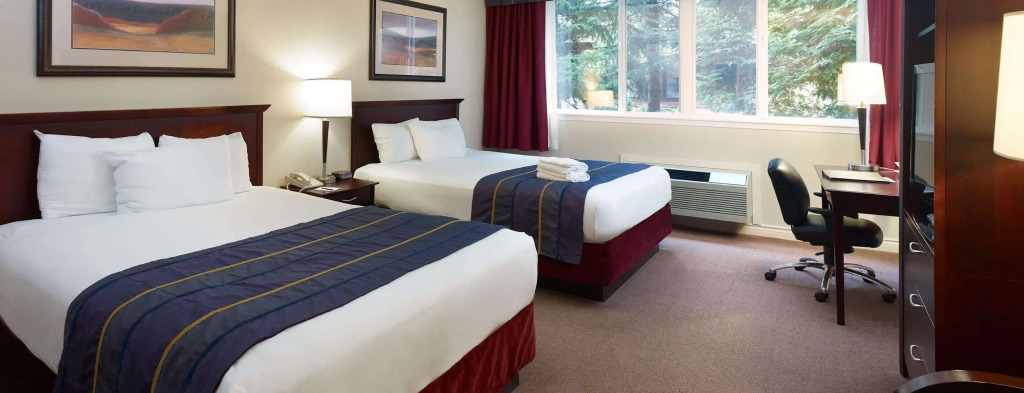 Harrison Hot Springs Resort & Spa