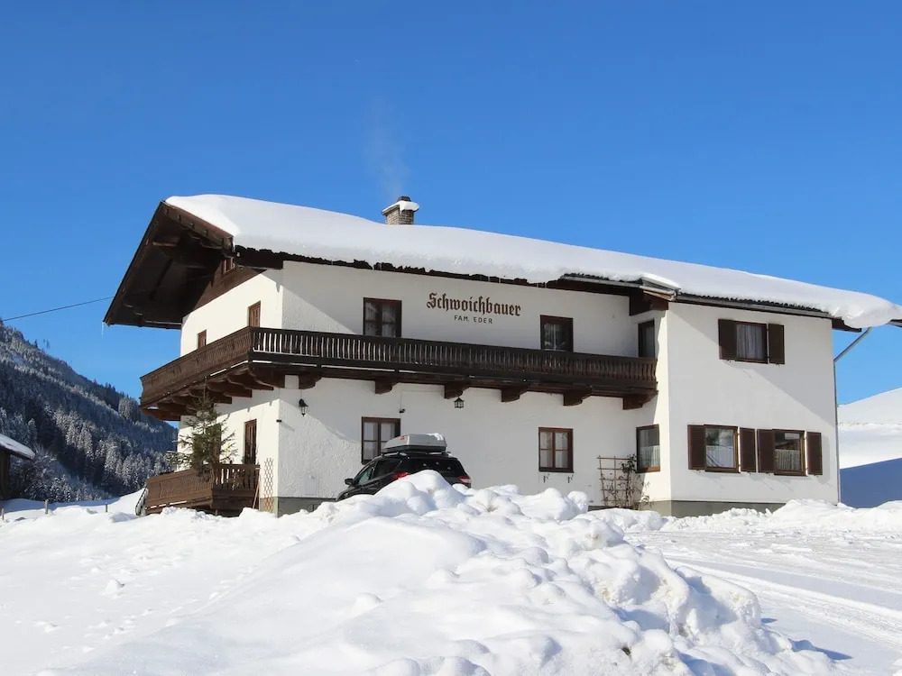 Bright Holiday Home in Saalbach With Mountain View