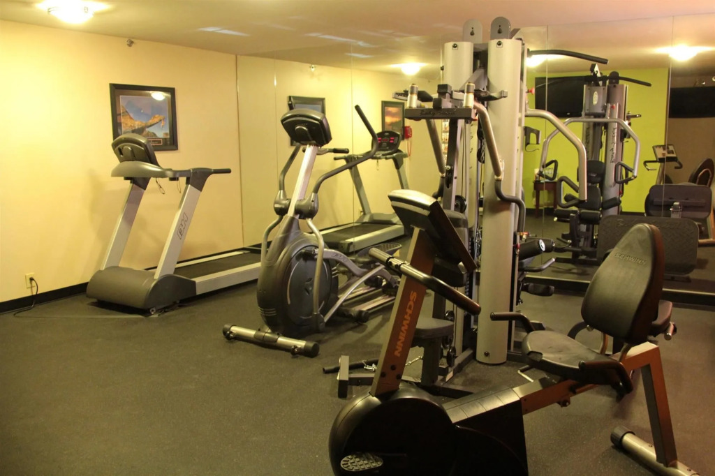 Best Western Plus York Hotel and Conference Center