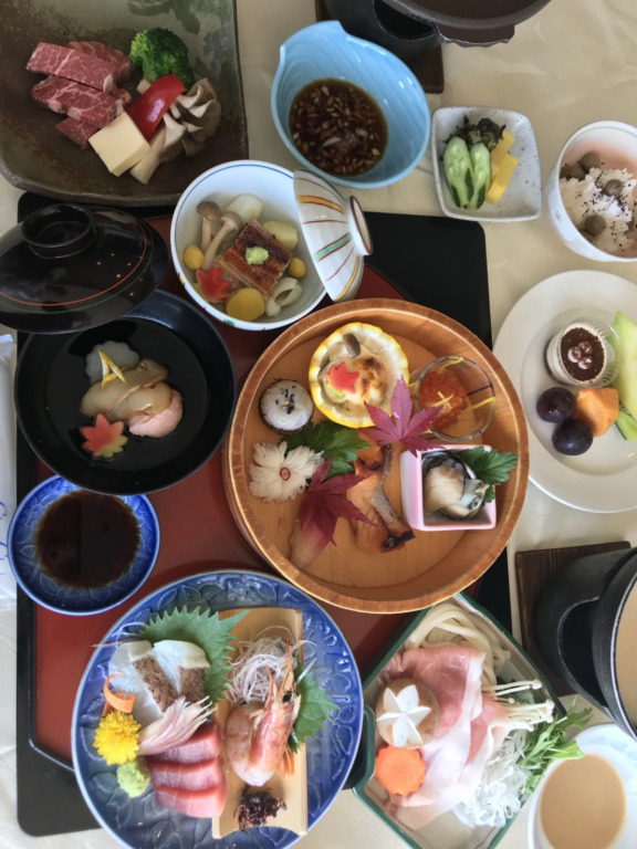 Shoji Lake Hotel
