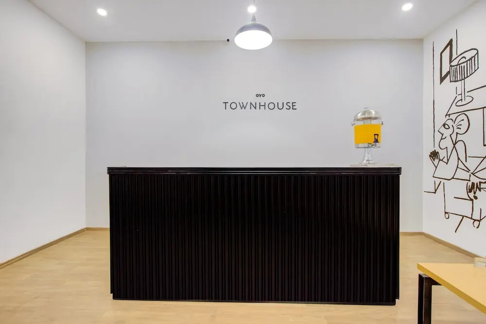 OYO Townhouse 191 Hotel Vivek