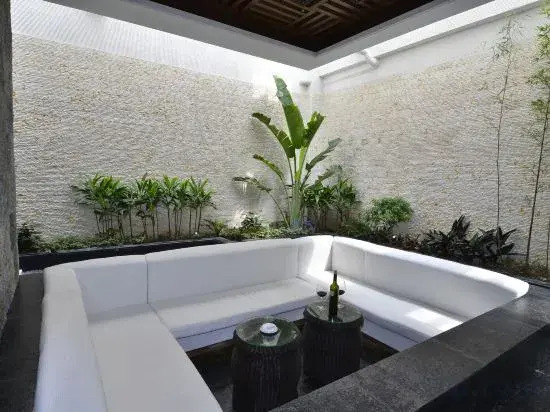Xumishan Elite Enterprise Club