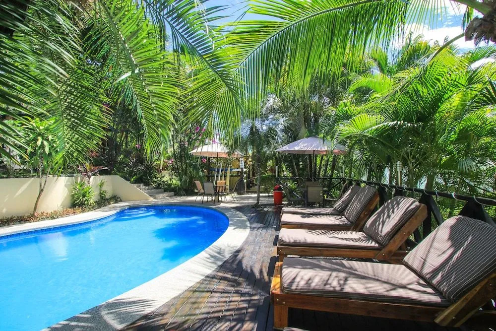 Hotel Oasis