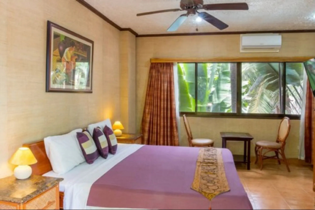 Hayahay Resort