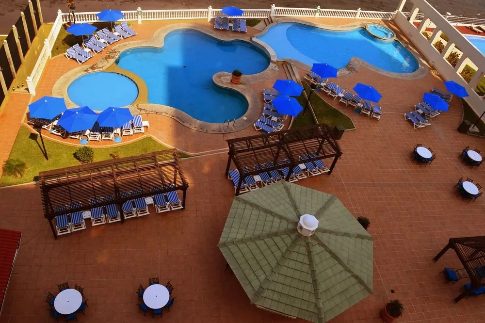 Astur Hotel & Residence