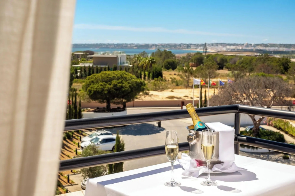 Regency Salgados Hotel & Spa