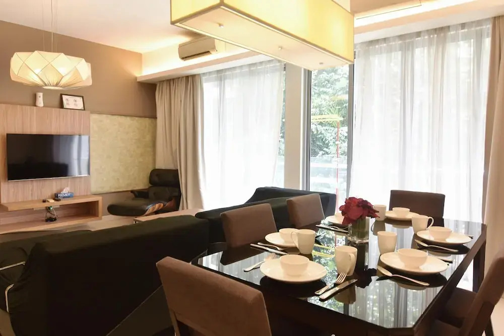 Pet Friendly Comfy 3BR Apt Bathtub & Parking