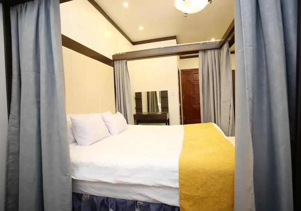Summer Place Hotel - Hostel