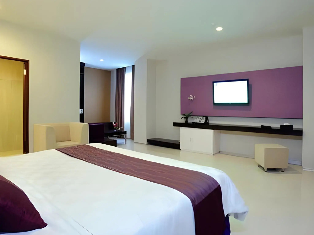 Lombok Plaza Hotel and Convention