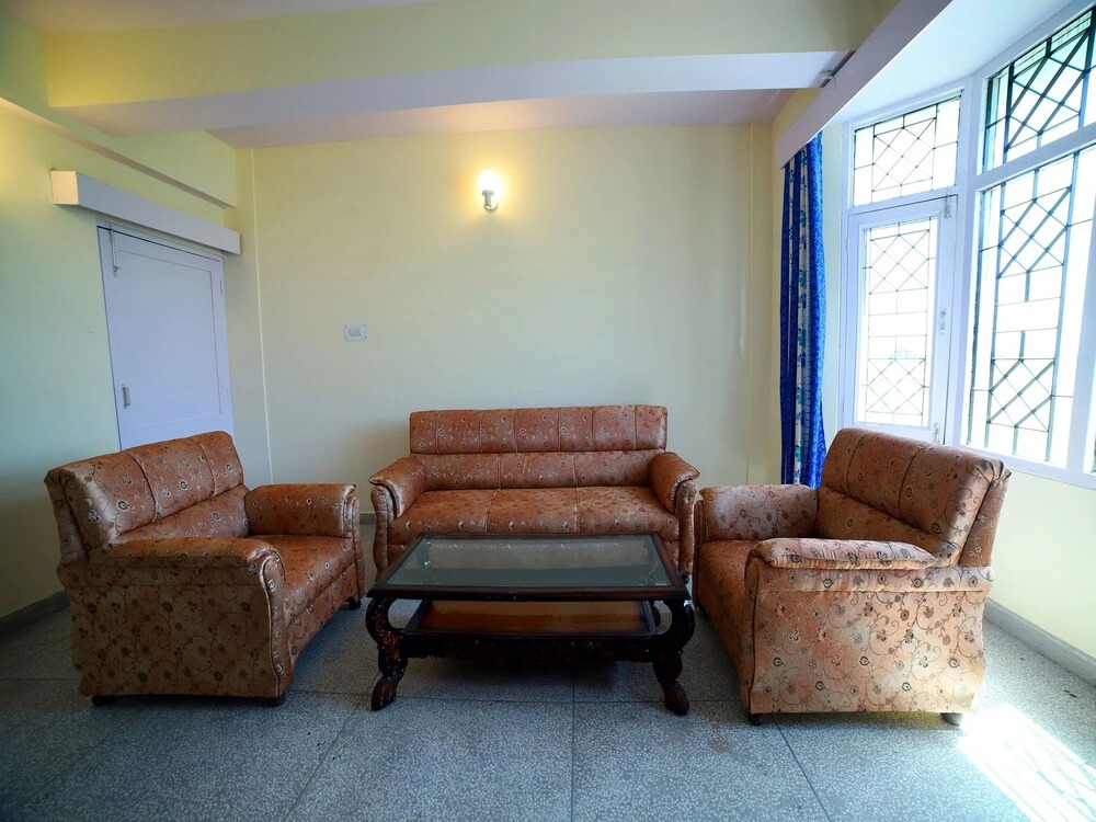 OYO 12697 Home Valley View New Shimla