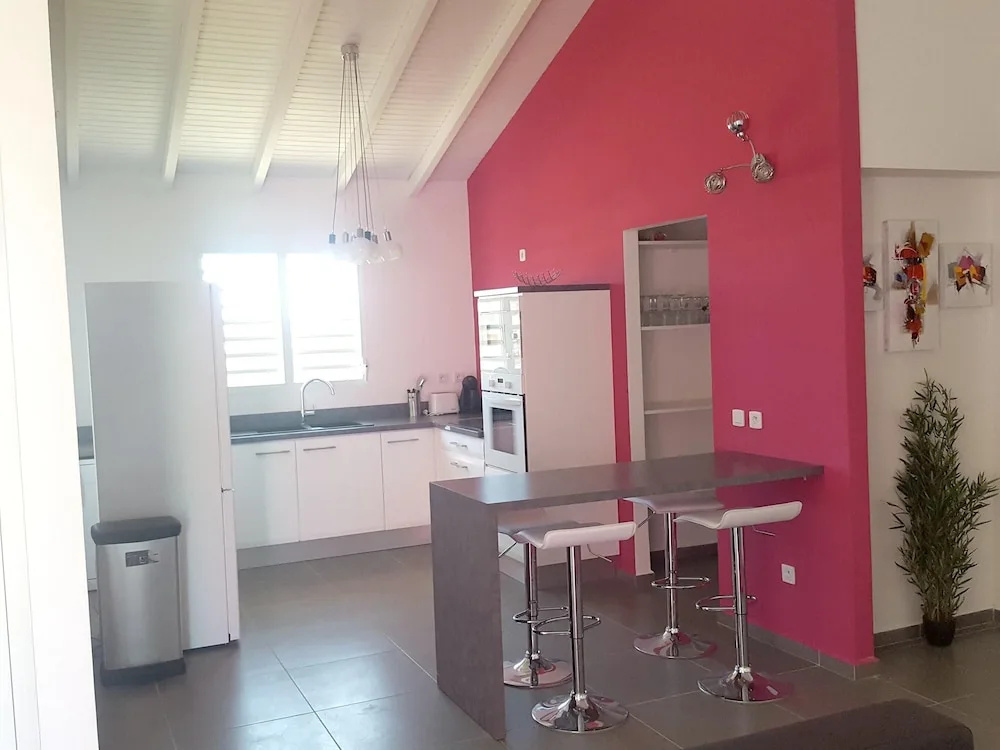 Villa With 3 Bedrooms In Le Moule With Private Pool Enclosed Garden And Wifi 2 Km From The Beach
