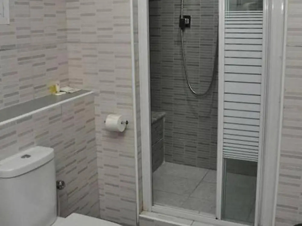 De Brass Suites Hotel