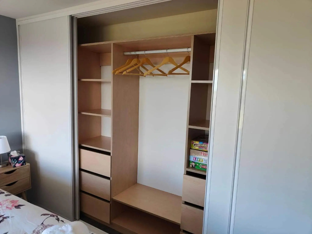 Newly Renovated Hillside Apartment Close To City
