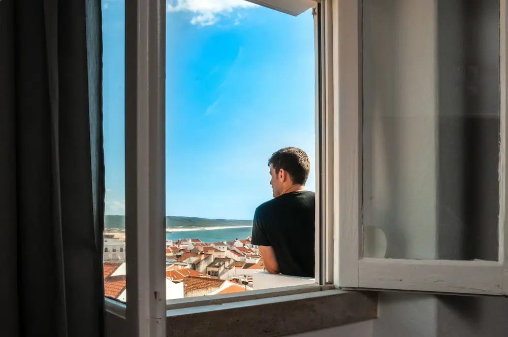 Nazaré Hostel - Rooms & Dorms