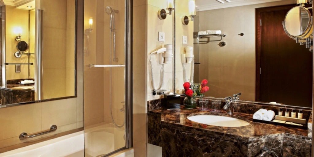 Park Regis Kris Kin Hotel