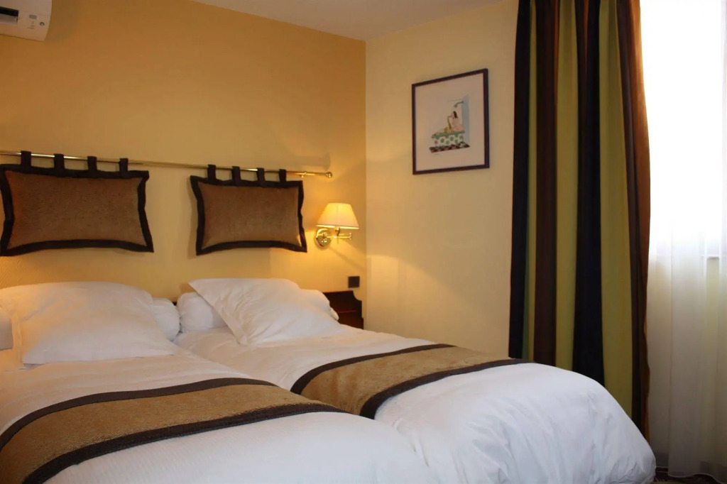 Logis Hotel Restaurant A LEtoile