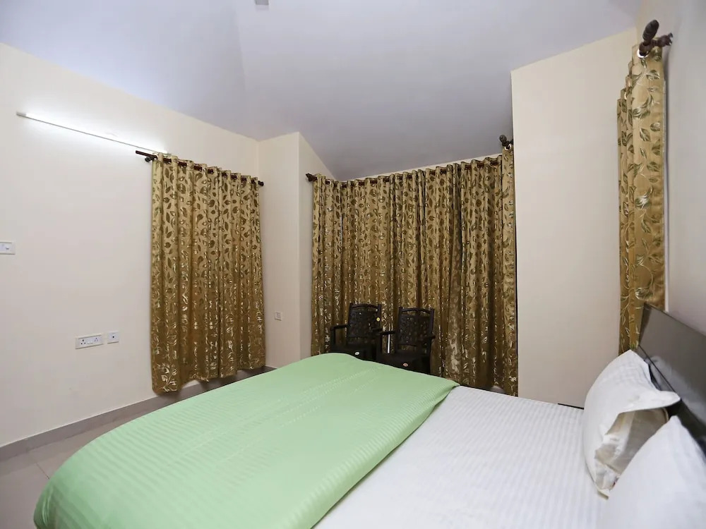 OYO 10816 Home 2BHK Winged Villa Sattal