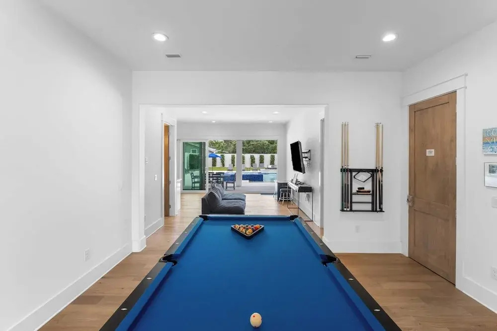 Walk to Beach + Pool, Hot Tub & Game Room 30A Ohana Grande by Avantstay