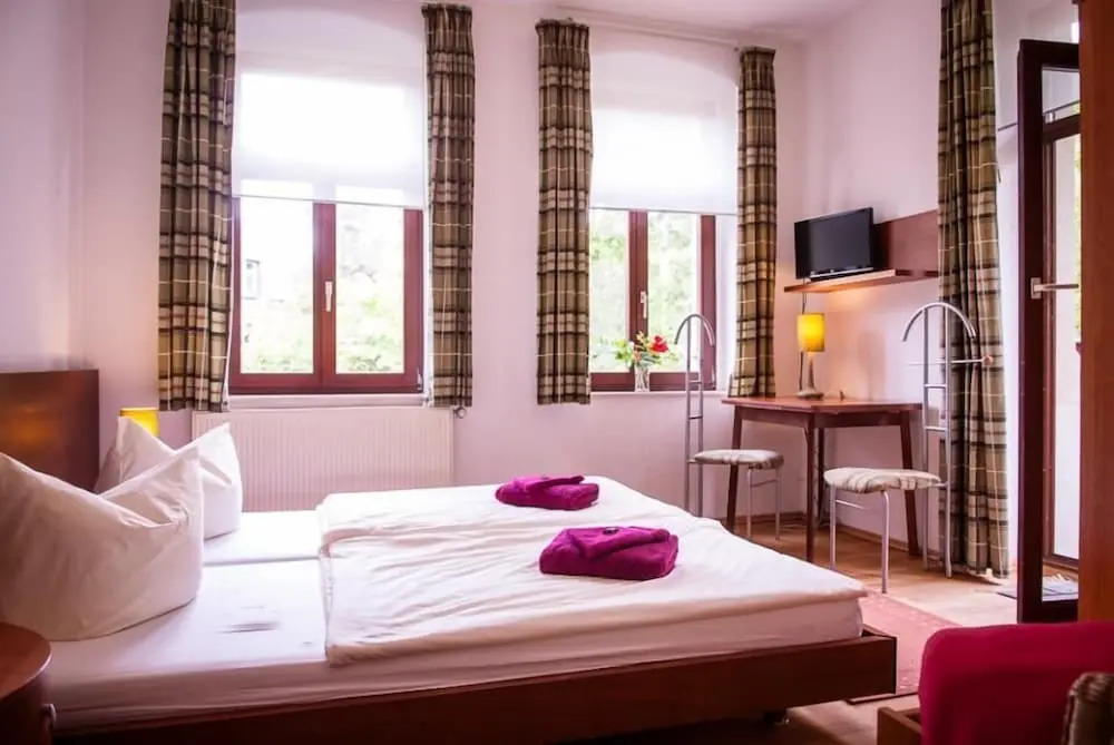 Pension an der Pillnitzer Schlossfähre
