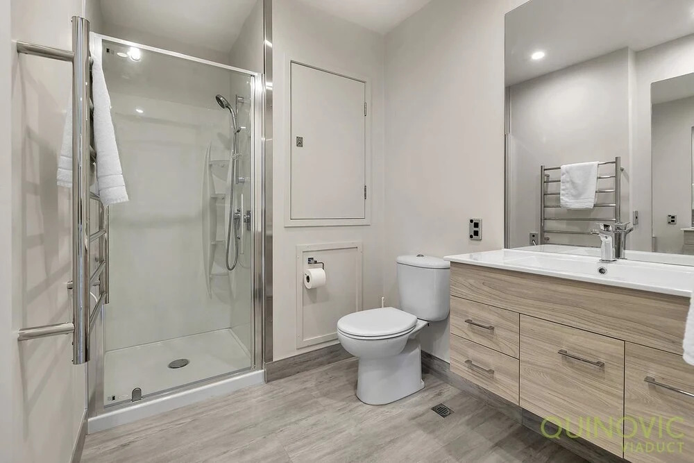 QV Refined Lighter Quay Apt - 767