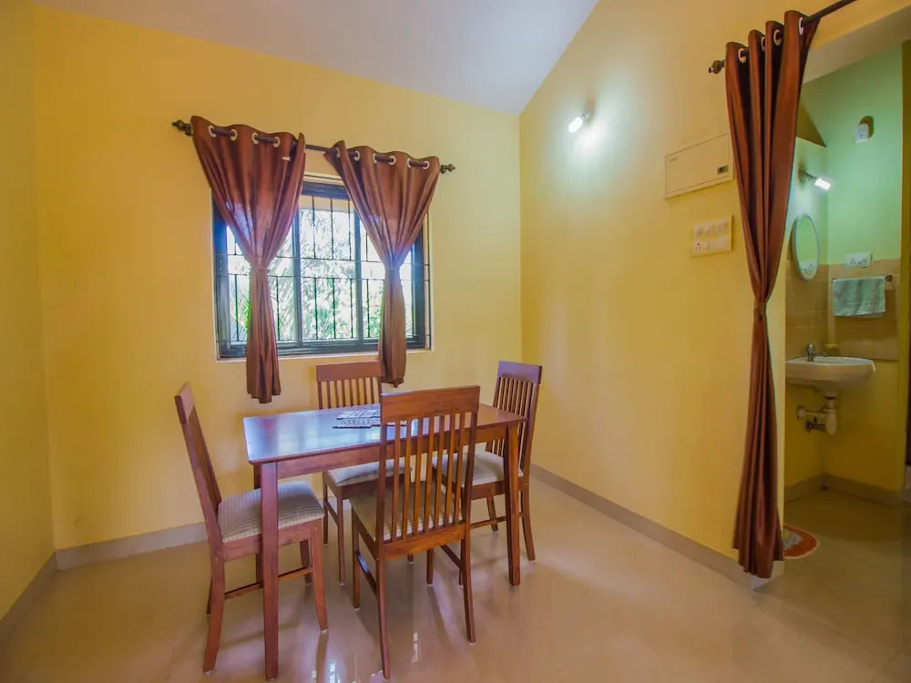 OYO 14903 Home Cozy 2BHK Varca Beach