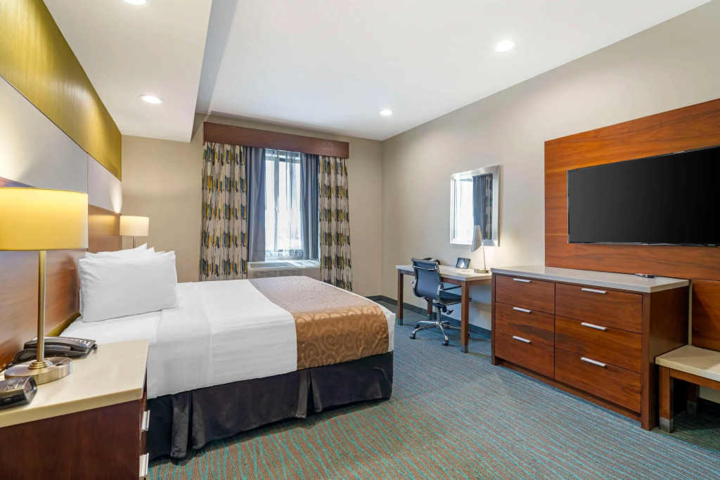 Best Western Plus Gardena-Los Angeles Inn & Suites