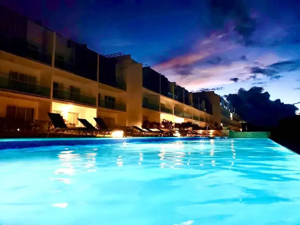 2 Bedroom swim-up Cana Rock