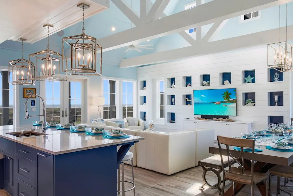 144 Sunrise Home 7 Bedrooms 6.5 Bathrooms Home
