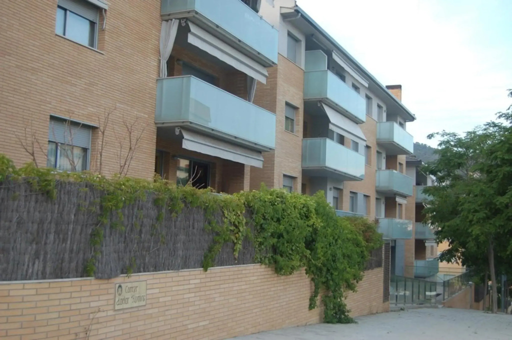 Lets Holidays BEAUTIFUL APARTMENT with POOL TOSSA