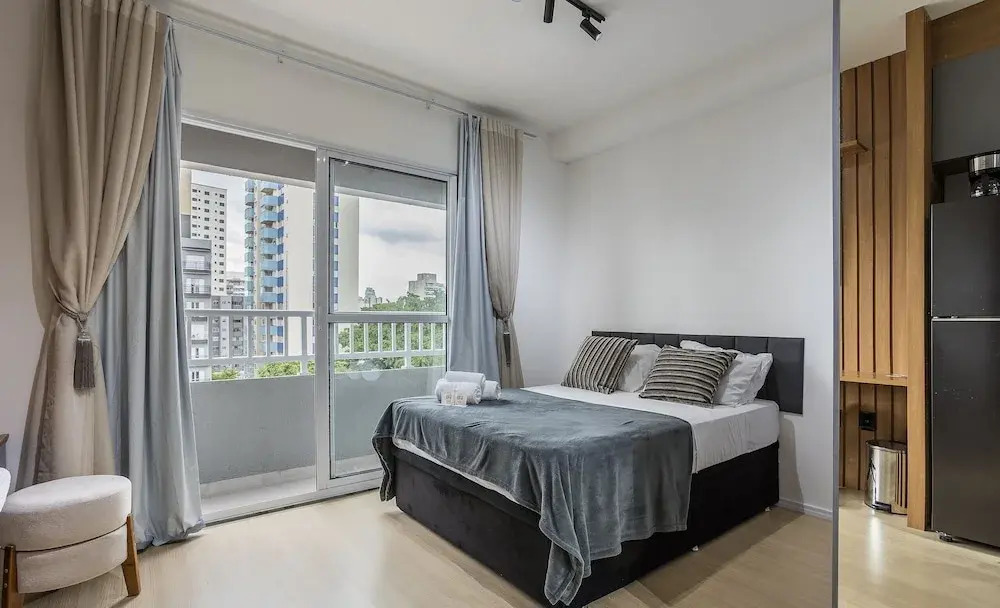Studio w/ Balcony 850 m From the Subway Msz0504
