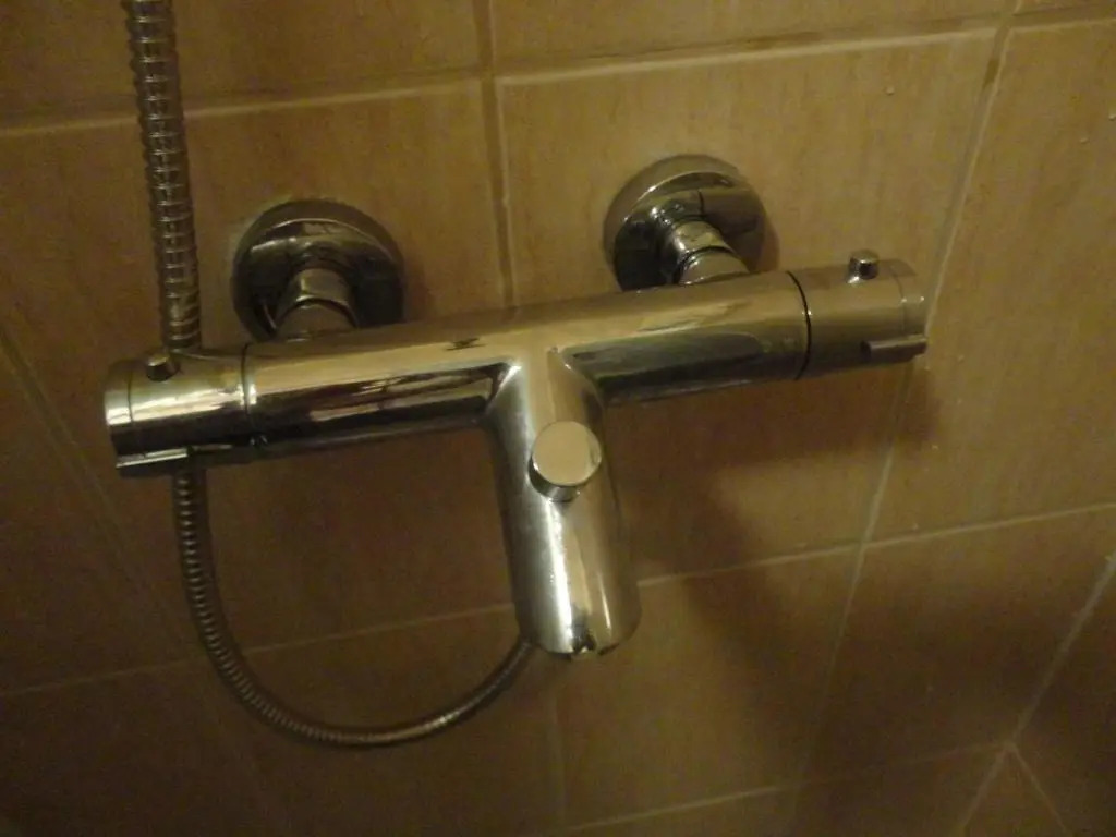 2H Apartment